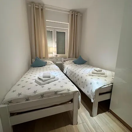 Dejablue Apartment Opric
